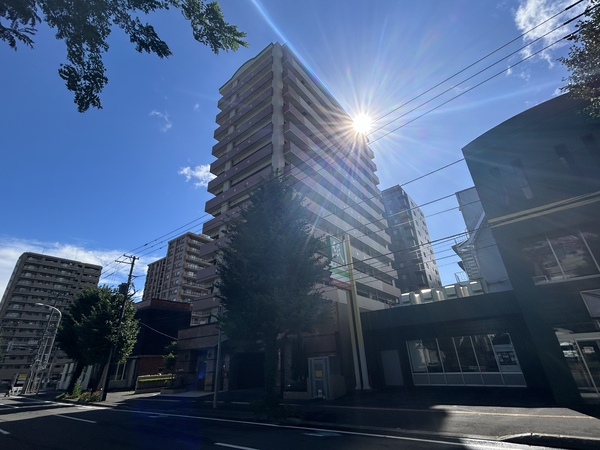 【ダイアパレス大通公園EST】外観