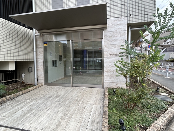【クレイシア目黒碑文谷】エントランス