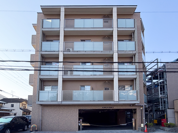 【パデシオン伏見墨染Ⅱ番館】外観