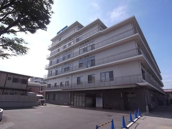 西新井病院まで約450ｍ（徒歩6分）