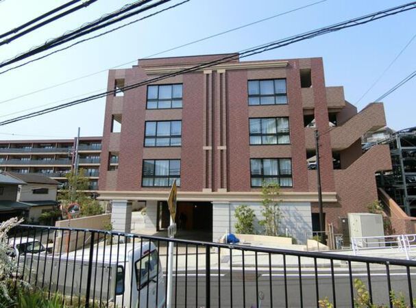 【プレディア横濱山手パークヴィラ】外観