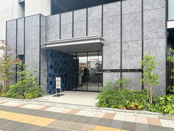 【デュオヒルズ谷在家ザ・ファースト】エントランス