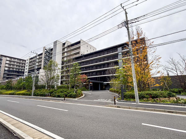 【ザ・パークハウス横浜川和町ガーデン】外観