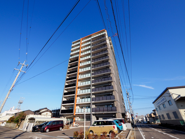 【リコット岡崎羽根】外観