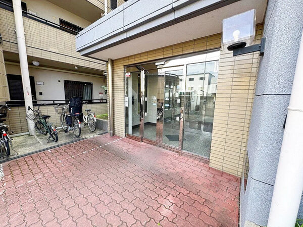 【ヨークベル武庫川】エントランス