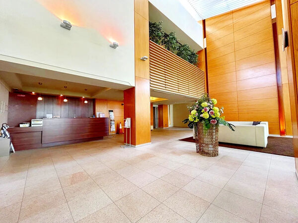 【ザレジデンス豊中】ロビー 【ザレジデンス豊中】ロビー