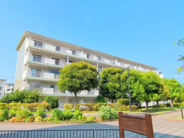 【洋光台南団地第1団地4-4号棟】４－４号棟外観1