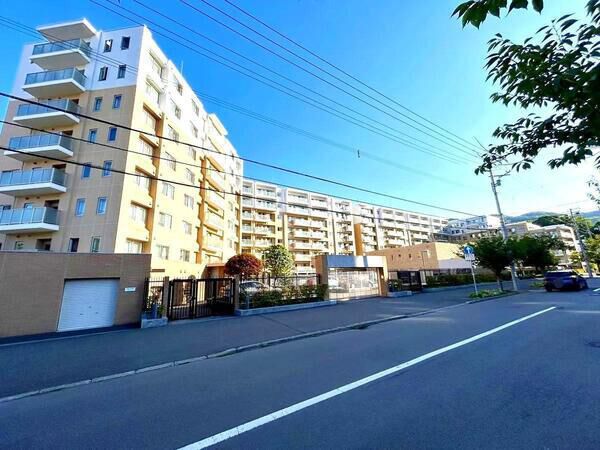 【Brillia旭ヶ丘】外観1