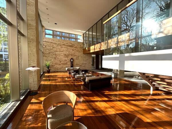 【Brillia旭ヶ丘】共用部分（ロビー）1