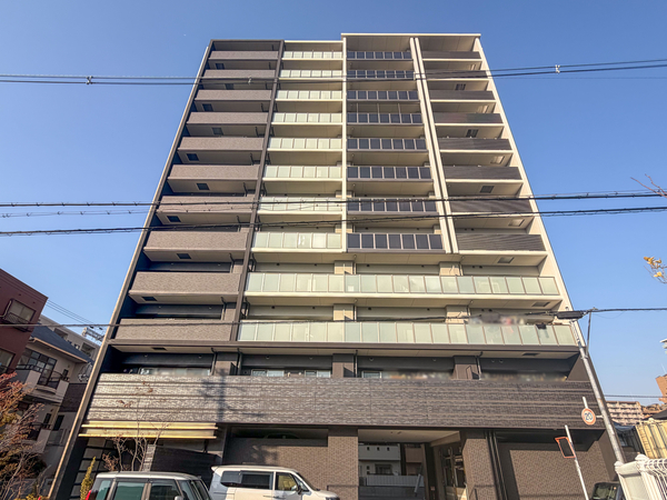 【プレサンスロジェ八戸ノ里Ⅱ】外観