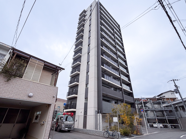 【プレサンスロジェ都島ディアプレイス】外観