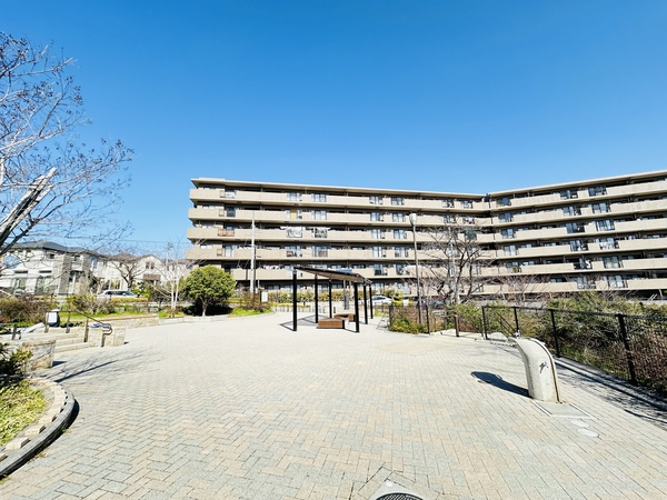 千里山中央公園