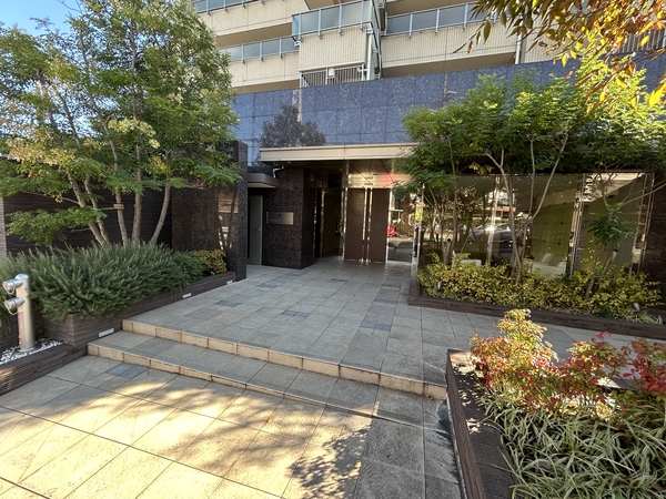 【グランザ一社】エントランス