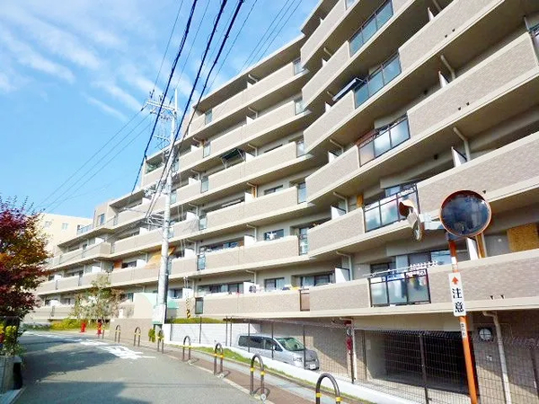 【セントラル東豊中】外観 【セントラル東豊中】外観