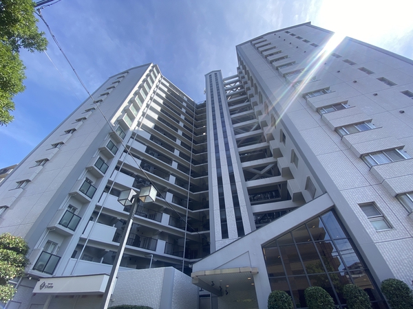 【コスモ鶴見緑地】外観