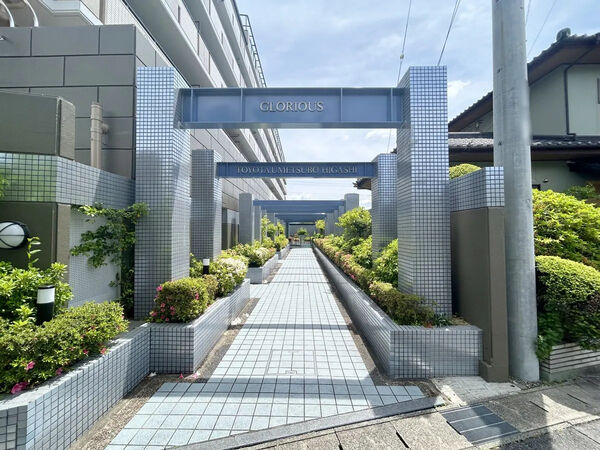 【グローリアス豊田梅坪東】エントランスゲート 【グローリアス豊田梅坪東】エントランスゲート