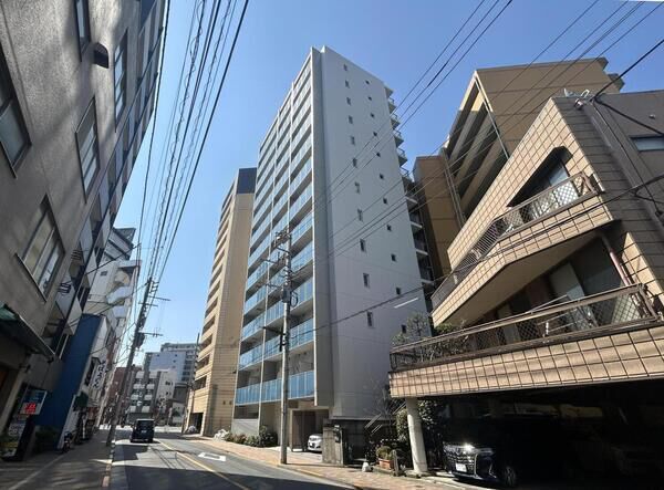 【パレステージ上野入谷】外観