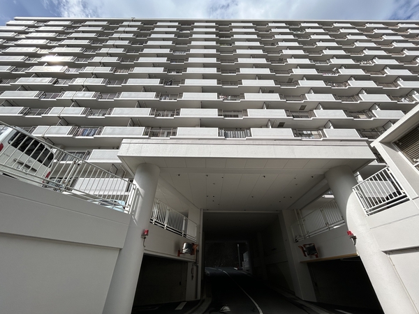 【トーカンマンション山根町】外観