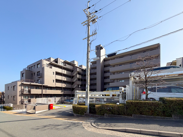 【サンマンションアトレ東向日】外観 【サンマンションアトレ東向日】外観