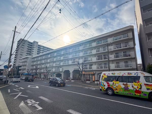 【シャルマンコーポ摂津富田】外観 【シャルマンコーポ摂津富田】外観