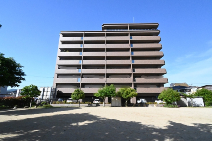 【アルファステイツ倉敷駅前公園通りⅡ】外観