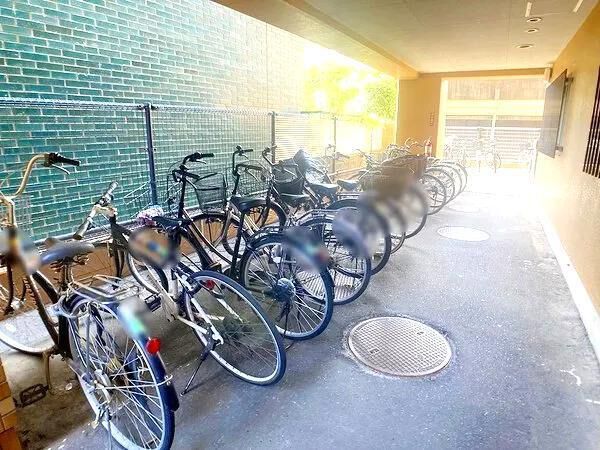 【朝日プラザ五橋Ⅲ】共用部分（駐輪場）