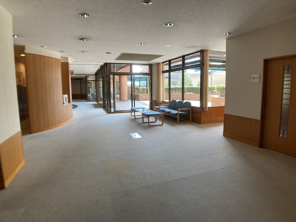 【ツインタワー広瀬川春圃】ロビー