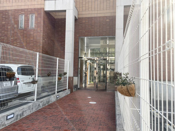 【アーバンビュー須磨海岸グラン・ブルー】エントランス