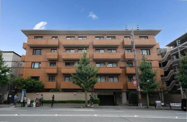 【岡崎ガーデンズ】外観2