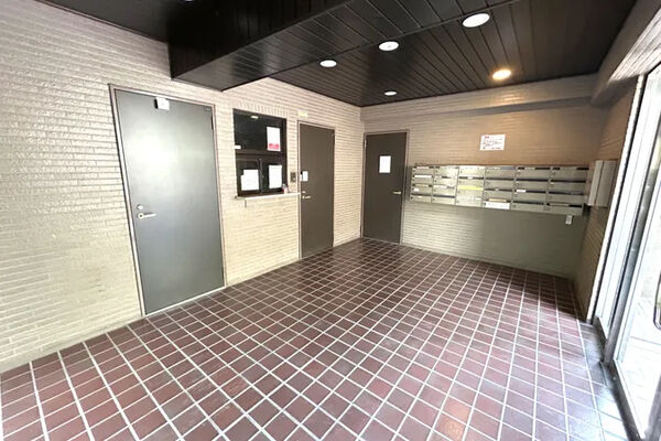 【グレイス藤沢本町】エントランス