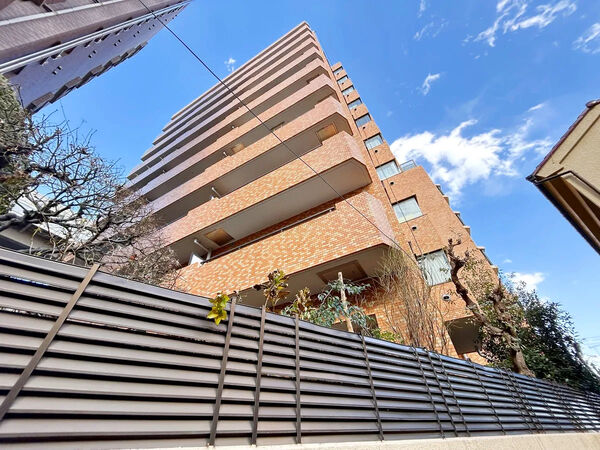 【ライオンズマンション池袋要町第2】外観