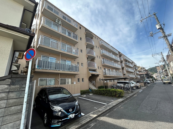 エメラルドマンション庚午北