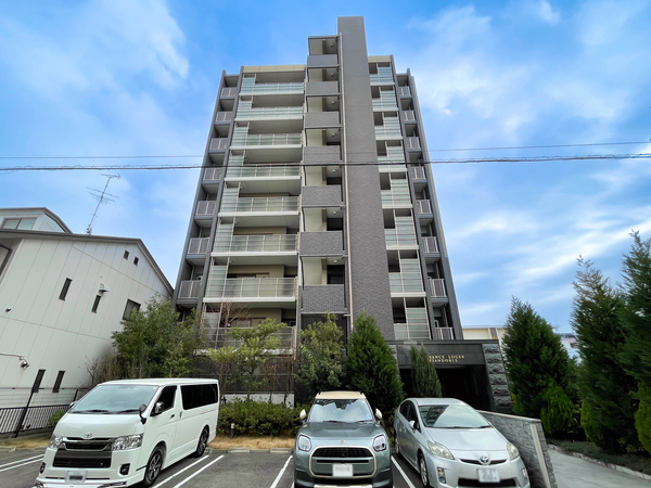 【プレサンスロジェ平安通Ⅱ】外観