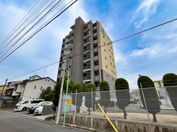 【プレサンスロジェ平安通Ⅱ】外観