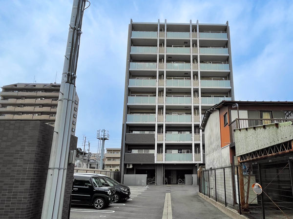 【プレサンスロジェ平安通Ⅱ】外観