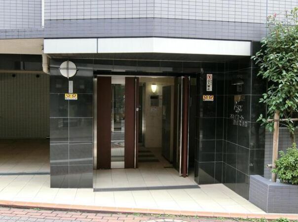 【スカイコート蒲田弐番館】エントランス
