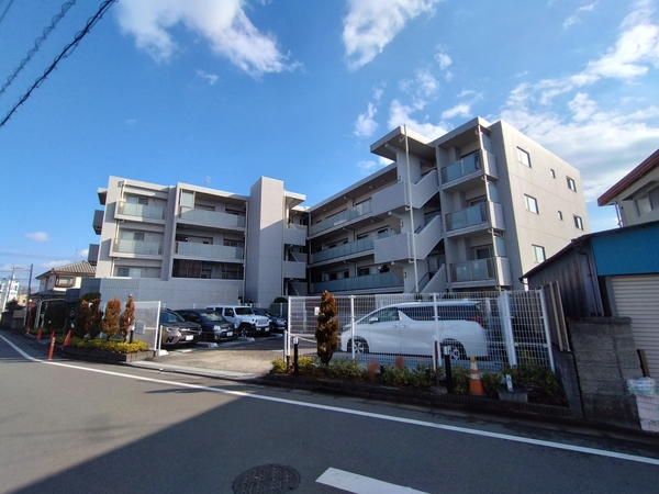 【ミオカステーロ稲城】外観