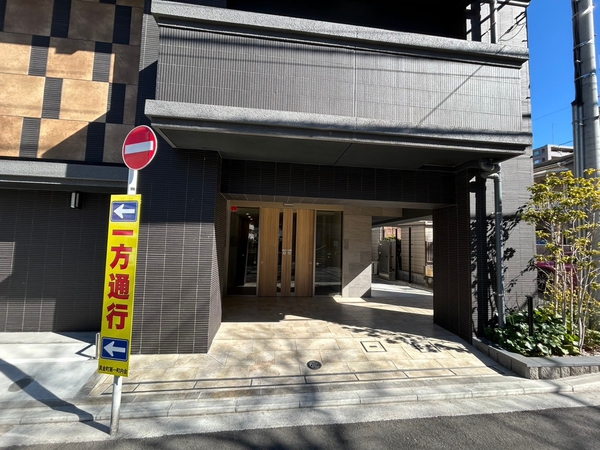 【グローベル横濱大通り公園南】エントランス