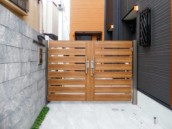 【リムテラスガーデン中野】エントランス 【リムテラスガーデン中野】エントランス