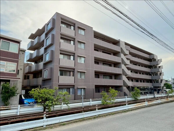 【パルミナード武蔵新城弐番館】外観