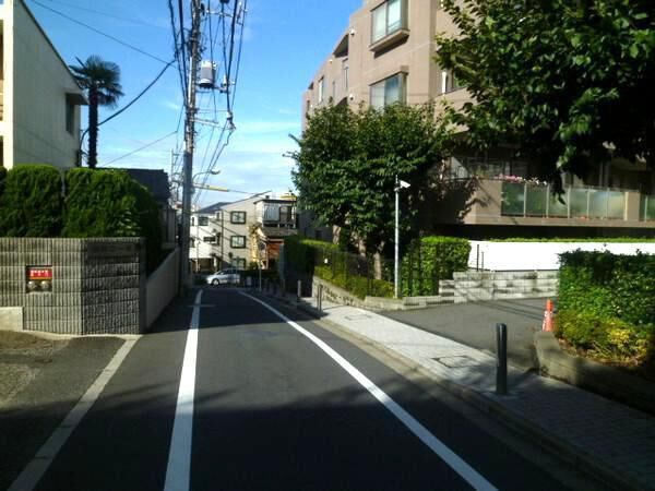 【プリンスハイツ駒込】前面道路 【プリンスハイツ駒込】前面道路