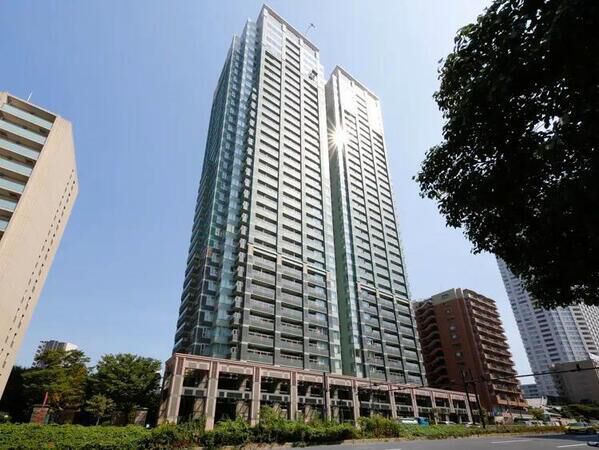 【シティタワー高輪】伸びやかなデザインと低層のグランドアーケードが、桜田通りで存在感を放つ	