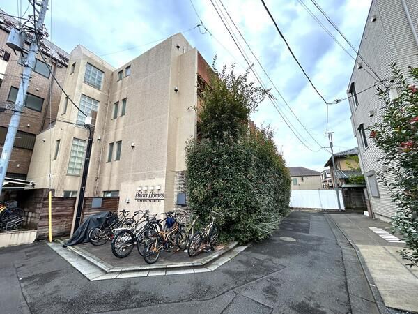 【パレ・ホームズ三軒茶屋西】外観 【パレ・ホームズ三軒茶屋西】外観