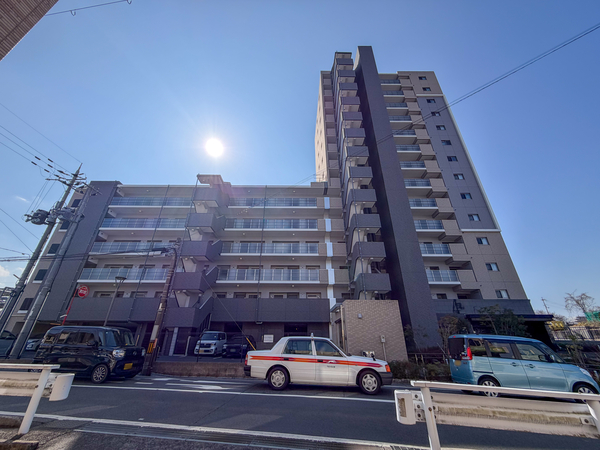 【プレサンスロジェ草津大路テラス】外観 【プレサンスロジェ草津大路テラス】外観