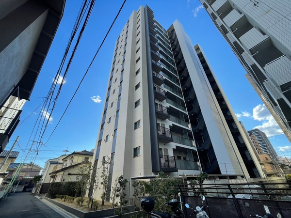 【プレシス本川越ルミナス】外観