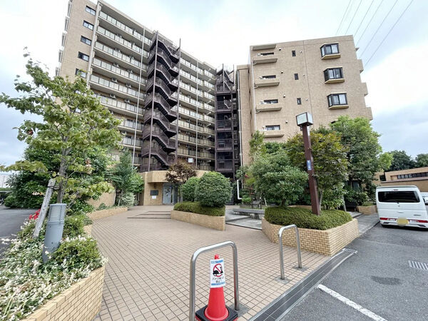 【ライオンズマンション中央林間第7】外観