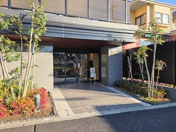 【サンクレイドル東浦和】エントランス