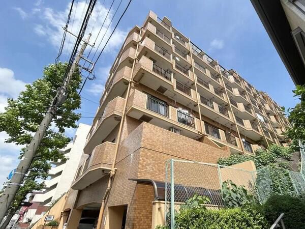 【ライオンズマンション大倉山第10】外観1