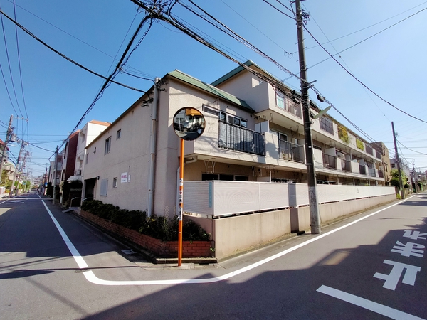 【ユニライフ上馬】外観写真