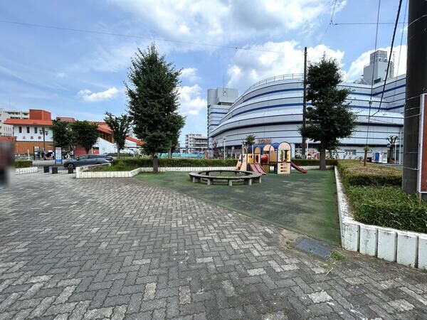 富士見公園　約290ｍ